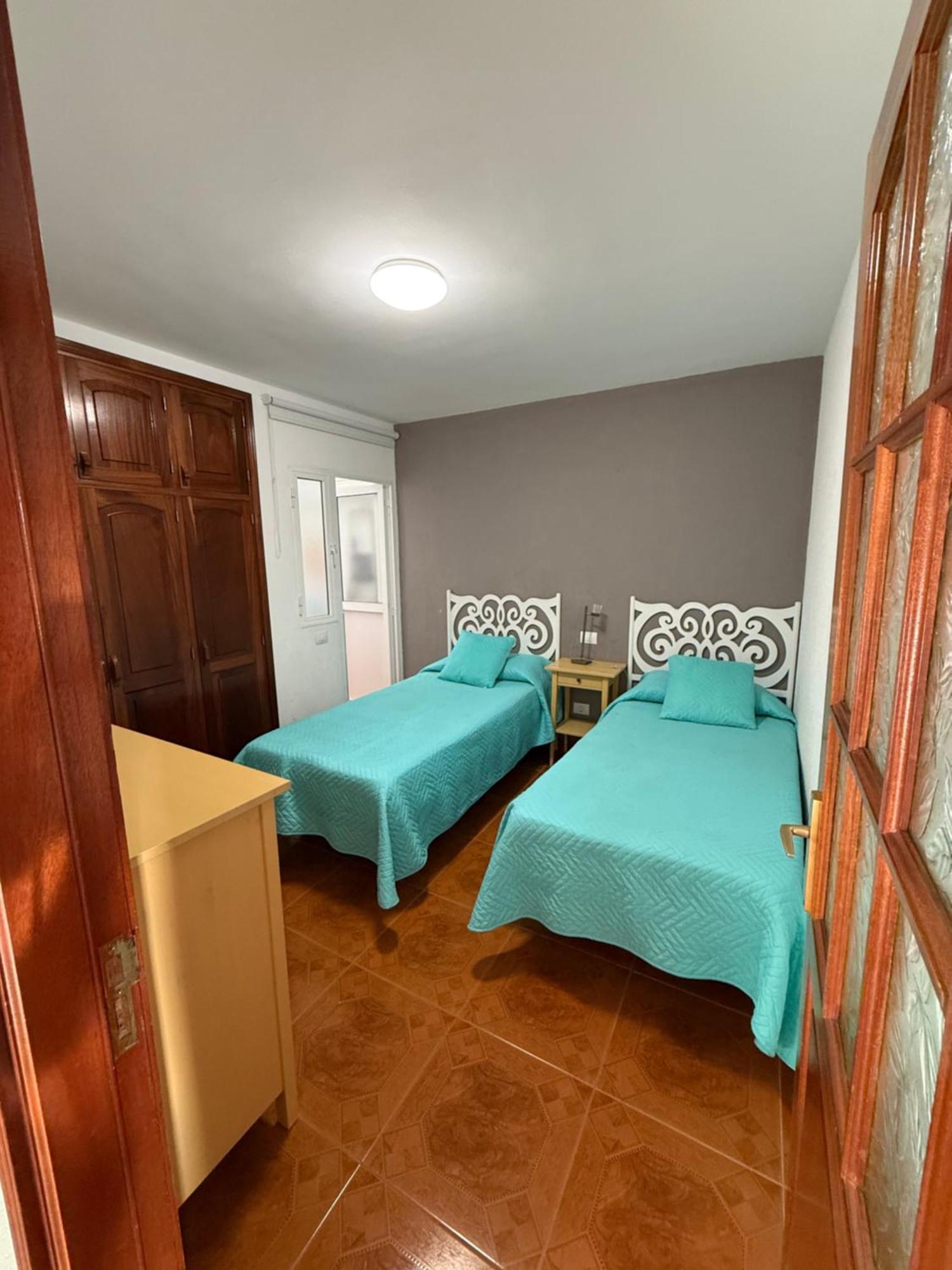 Apartamento Playa アリナガ エクステリア 写真